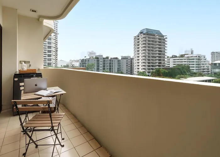 Apartment Verdant Vista King Near Bts With Modern Amenities