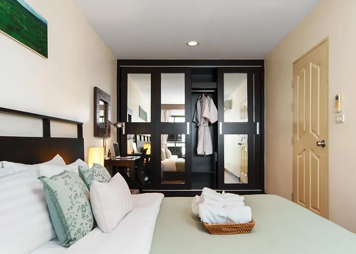 Verdant Vista King Near Bts With Modern Amenities Bangkok